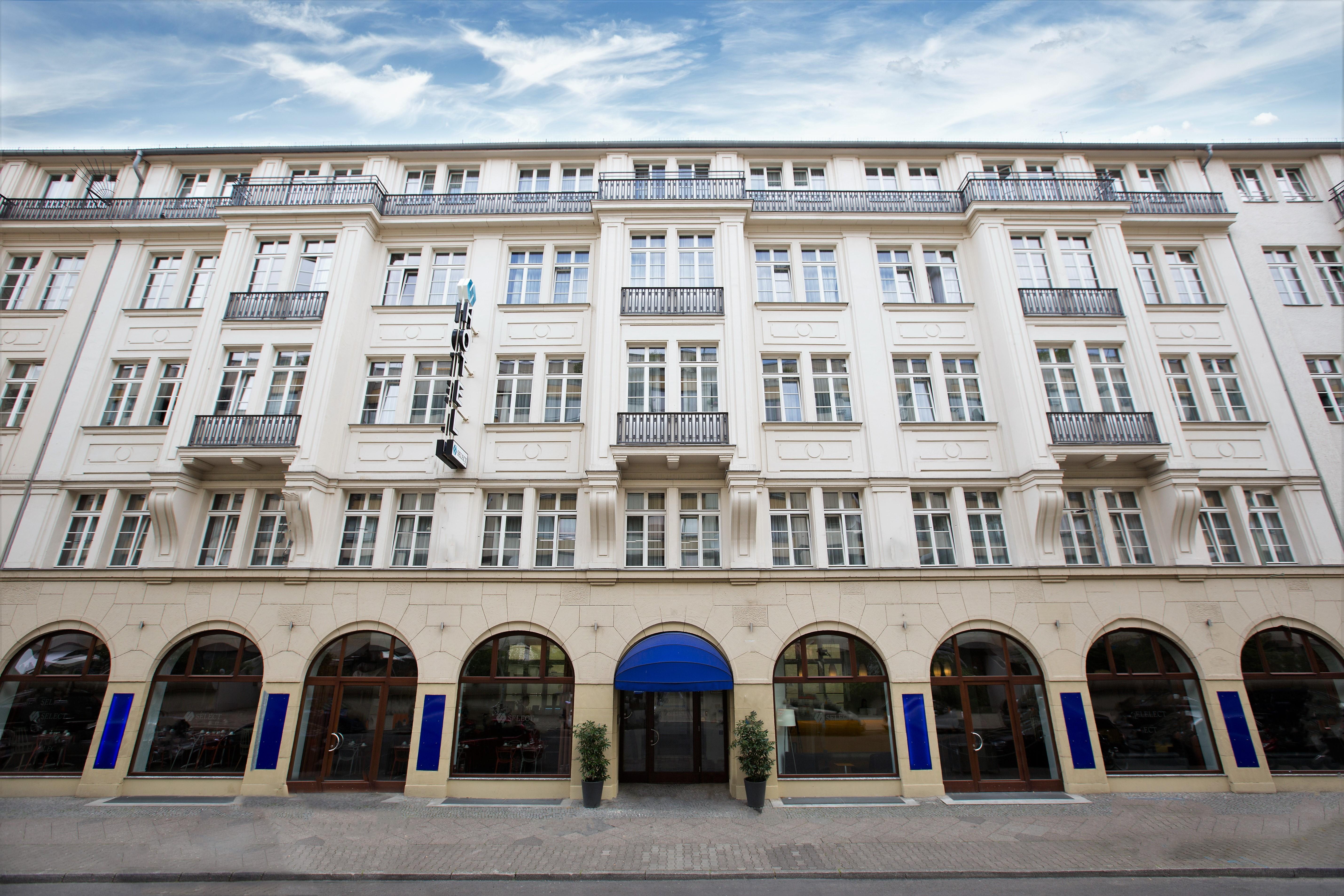 Garner Hotel Berlin - Checkpoint Charlie By Ihg Bagian luar foto