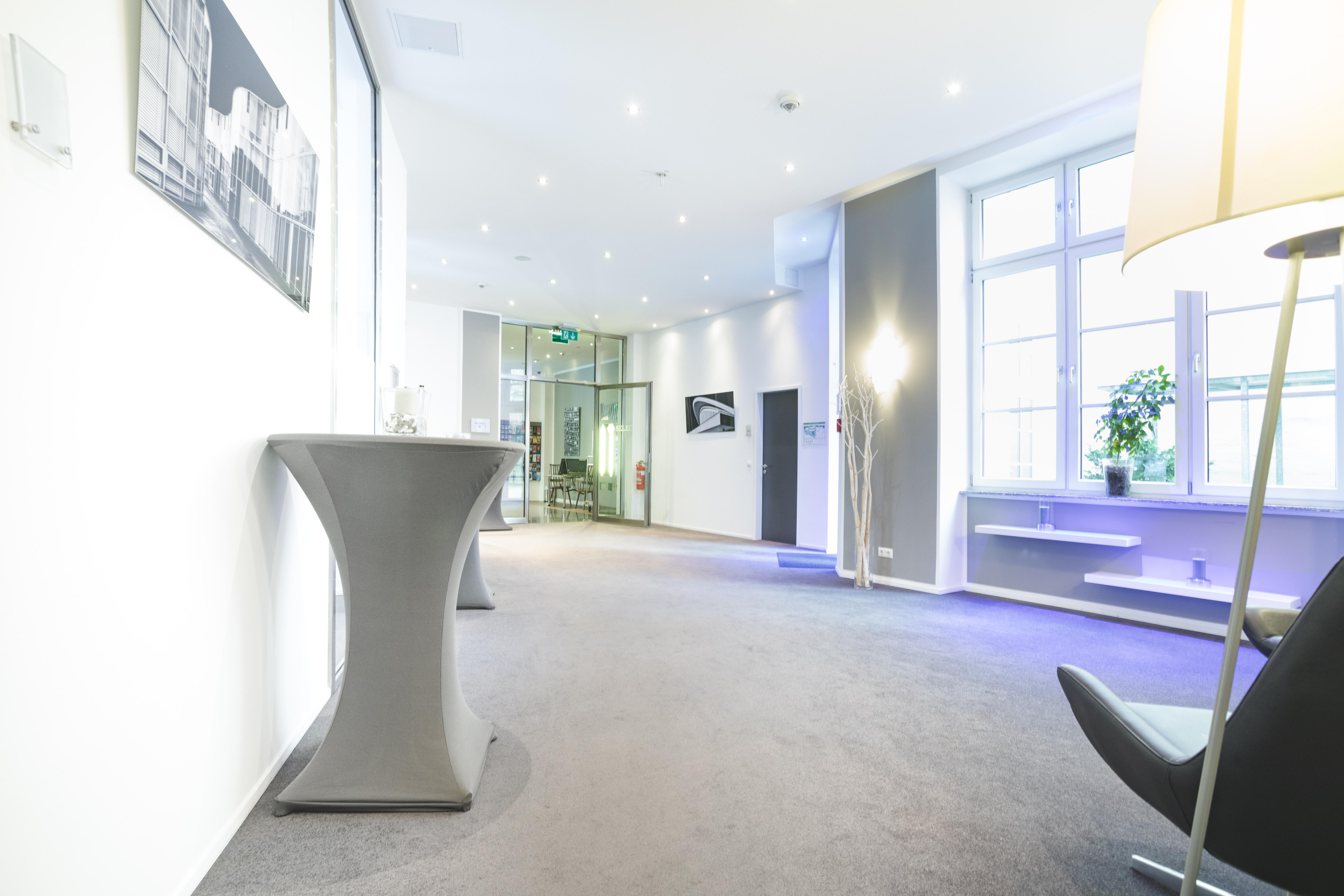 Garner Hotel Berlin - Checkpoint Charlie By Ihg Bagian luar foto