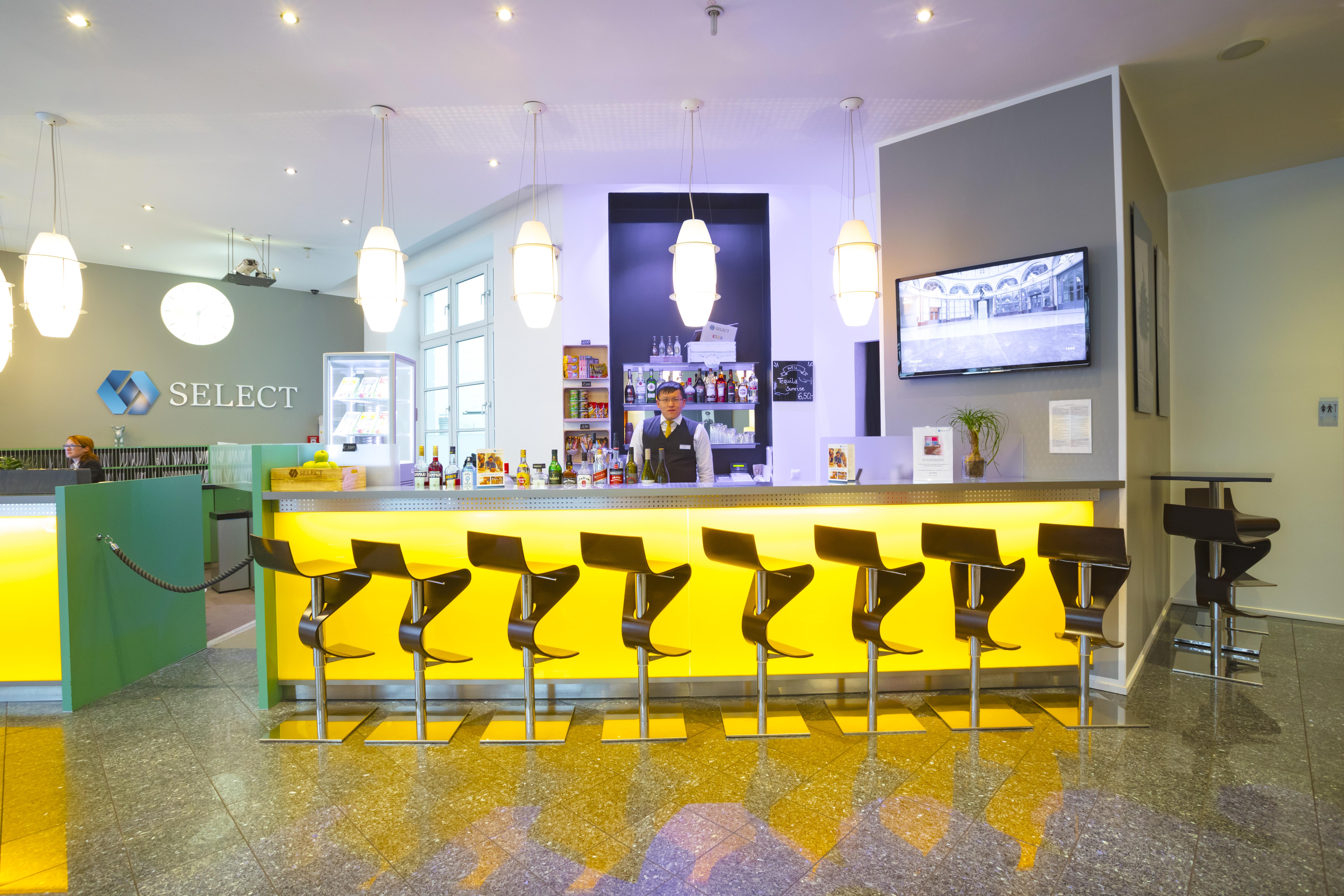 Garner Hotel Berlin - Checkpoint Charlie By Ihg Bagian luar foto
