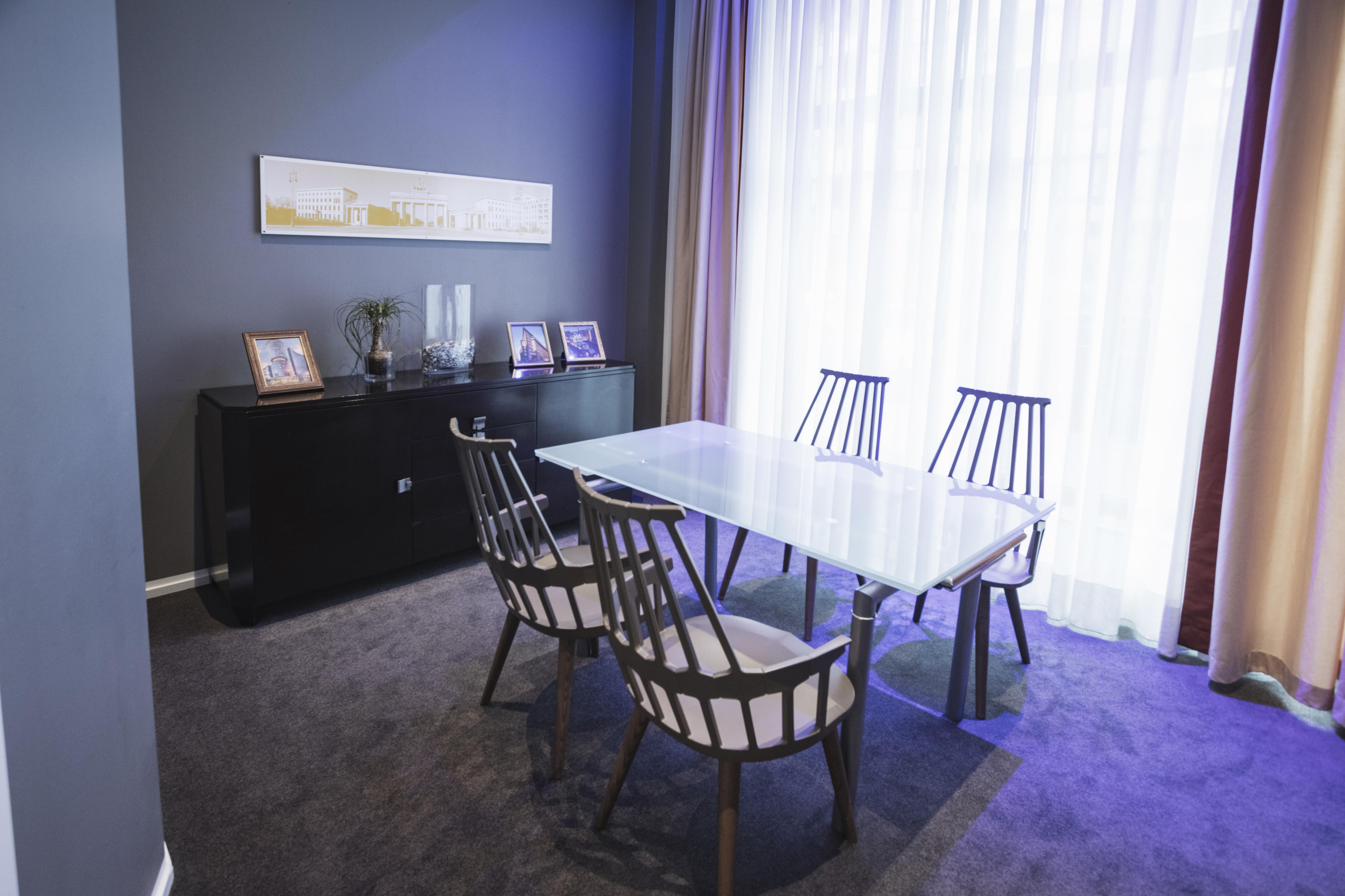Garner Hotel Berlin - Checkpoint Charlie By Ihg Bagian luar foto
