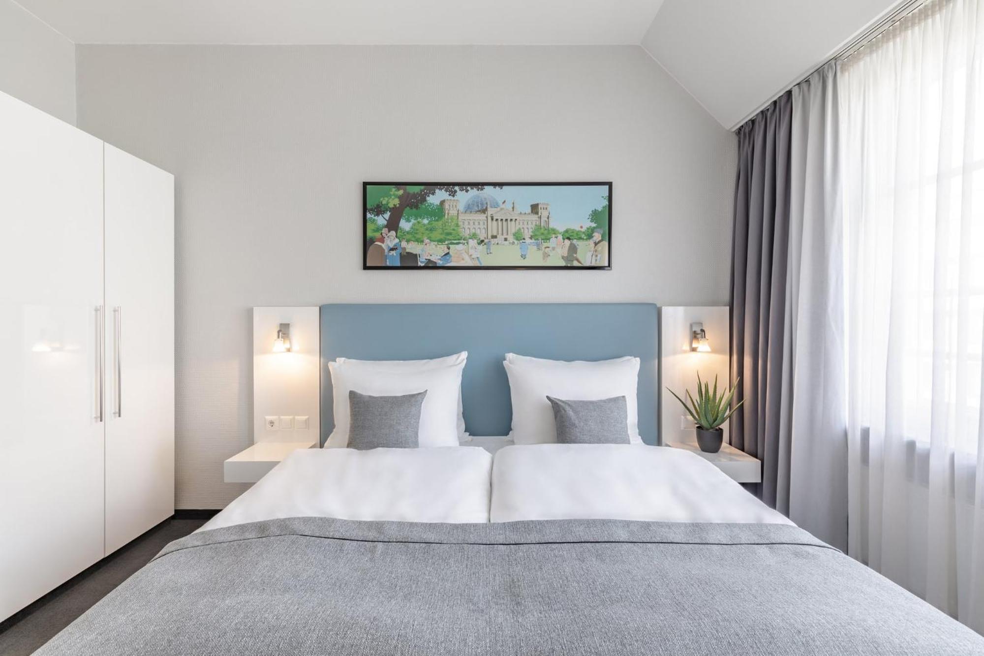 Garner Hotel Berlin - Checkpoint Charlie By Ihg Bagian luar foto