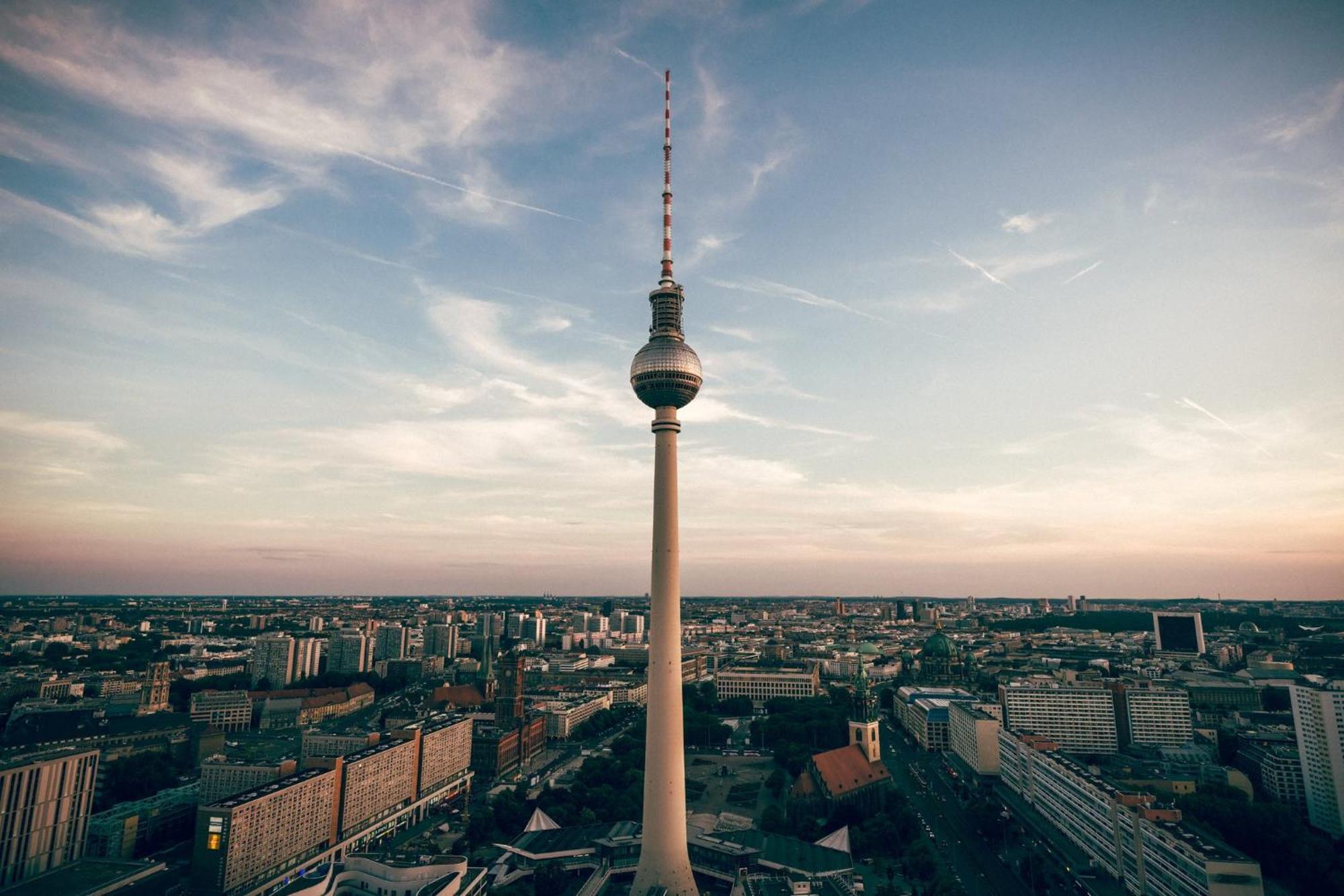 Garner Hotel Berlin - Checkpoint Charlie By Ihg Bagian luar foto
