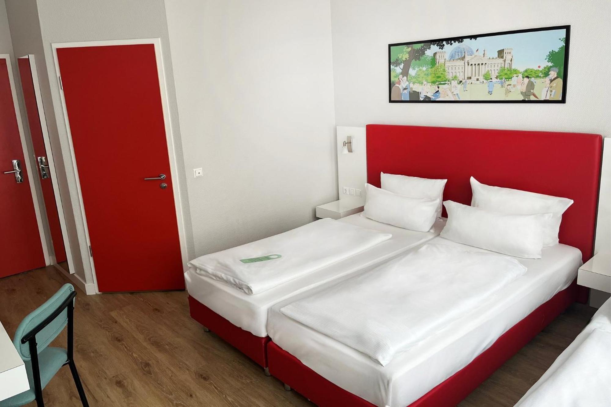 Garner Hotel Berlin - Checkpoint Charlie By Ihg Bagian luar foto